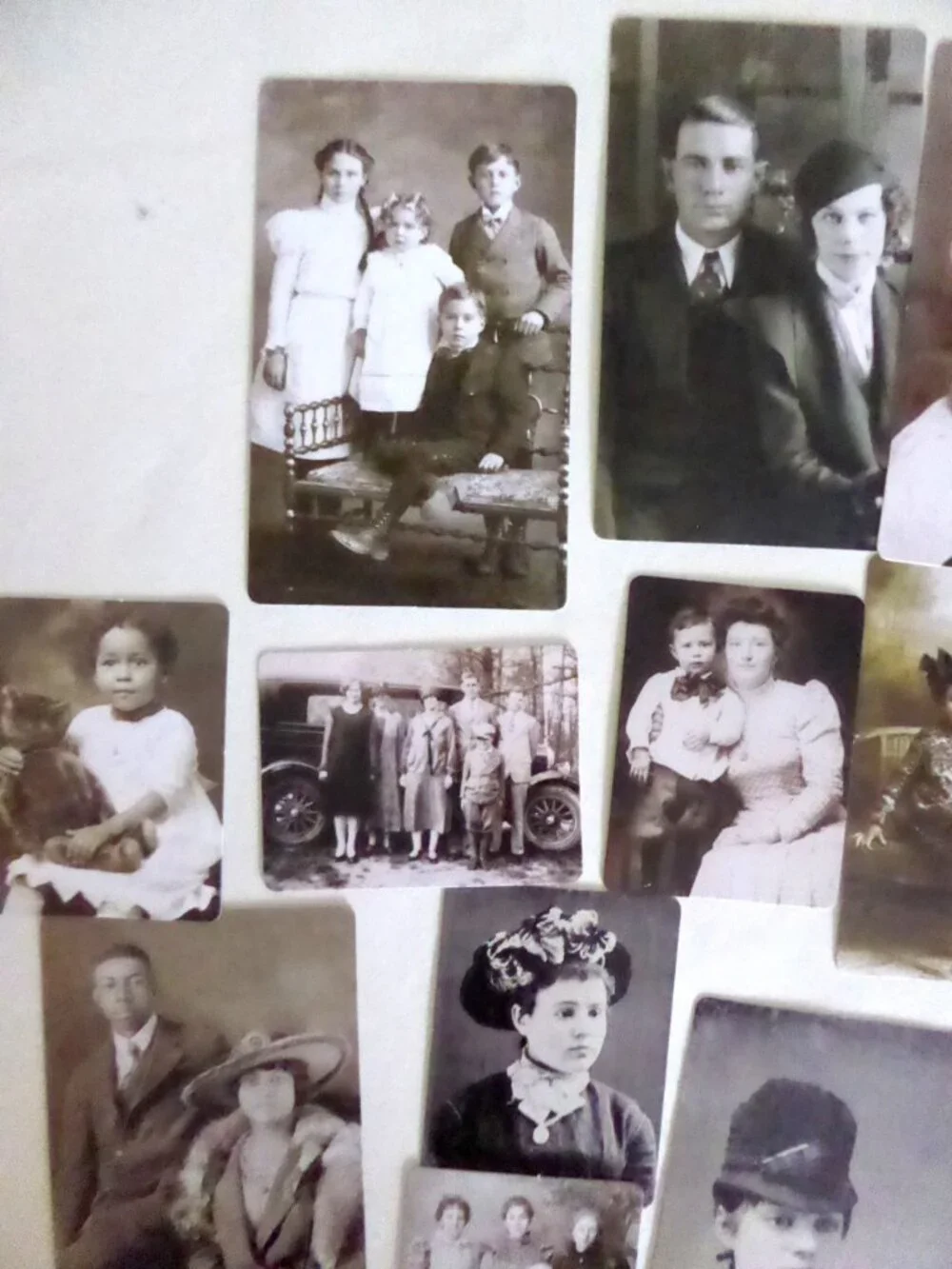 TIM HOLTZ IDEA-OLOGY VINTAGE PORTRAITS ANTIQUE PHOTOS CRAFT SCRAPBOOKING 25 qty